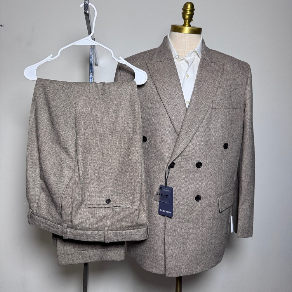 StudioSuits 2-Piece Suit Mens 46R 42x27 Brown Herringbone Double Breasted Wool‎
